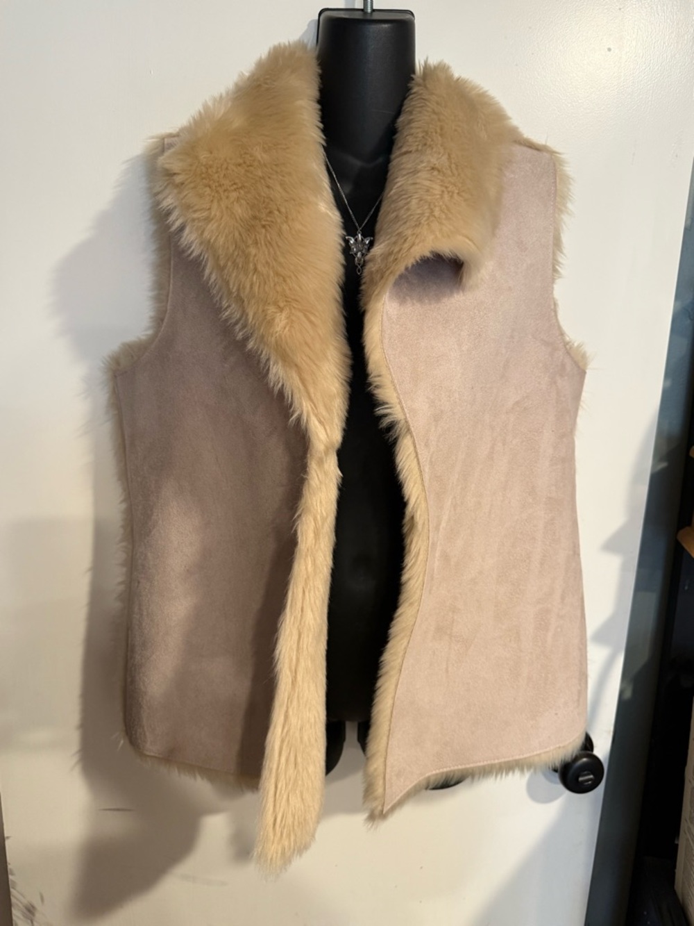 Loft Women's Faux Shearling Vest with Tan Fur Trim NWot
